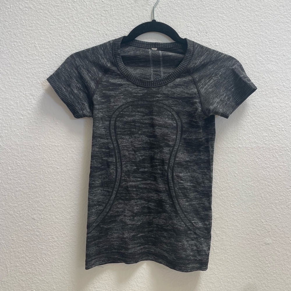 Lululemon Swiftly Tech Short-sleeve shirt